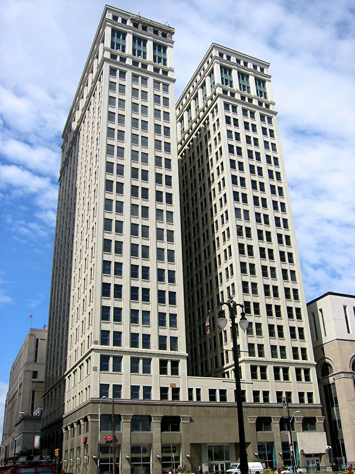 [Image: Dime%20Building.jpg]